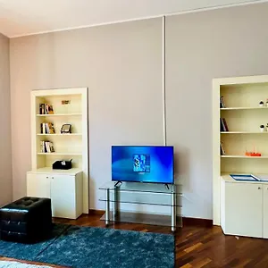  Apartment Sweet Navigli S2